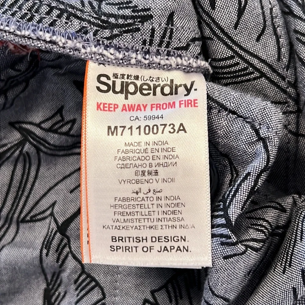 Superdry Sunscorched Flamingo Embroidered Shorts Gray S